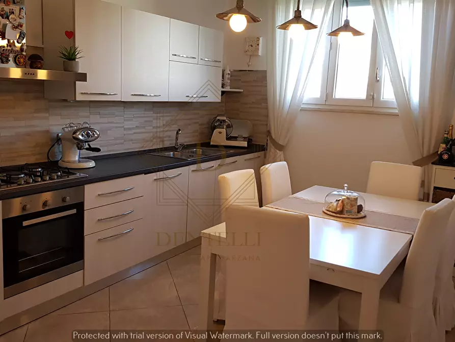 Immagine 10 di Quadrilocale in vendita  in Via Ameglia a Arcola