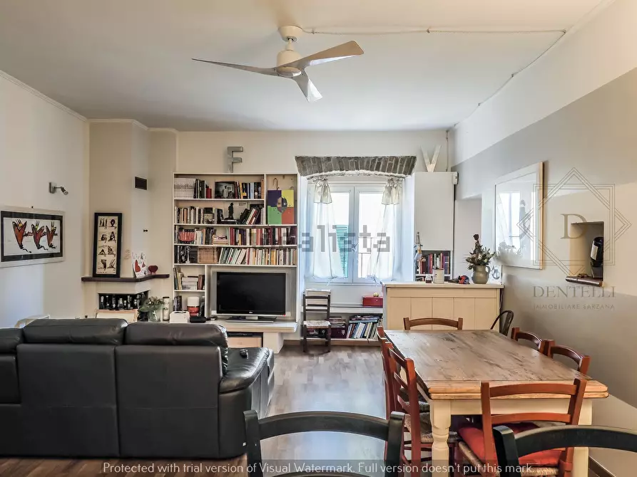 Immagine 1 di Quadrilocale in vendita  a Sarzana