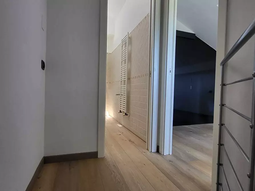 Immagine 44 di Quadrilocale in vendita  a Santo Stefano Di Magra