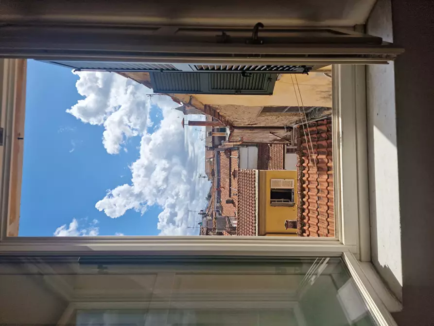 Immagine 42 di Quadrilocale in affitto  a Sarzana