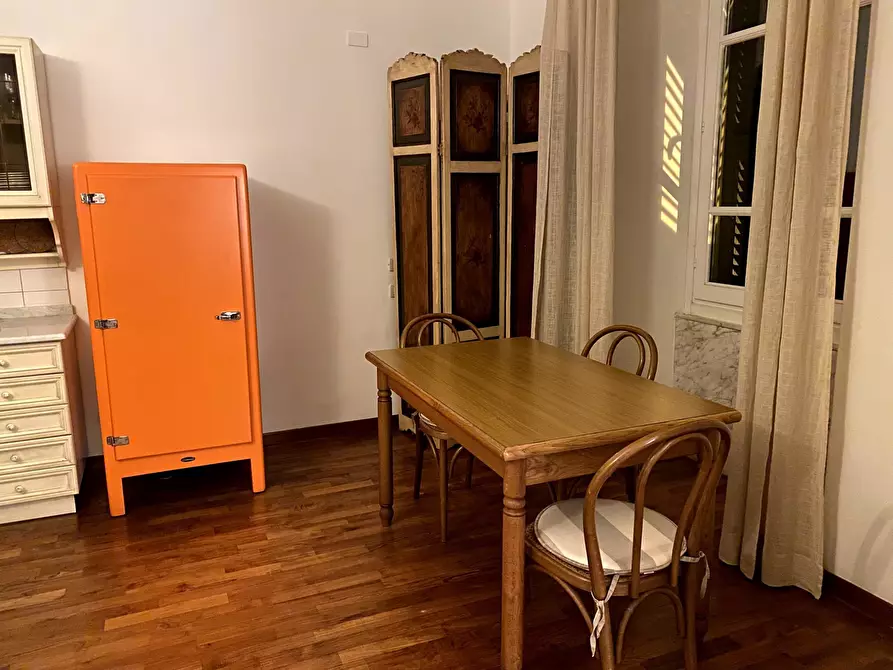 Immagine 32 di Trilocale in affitto  a Sarzana