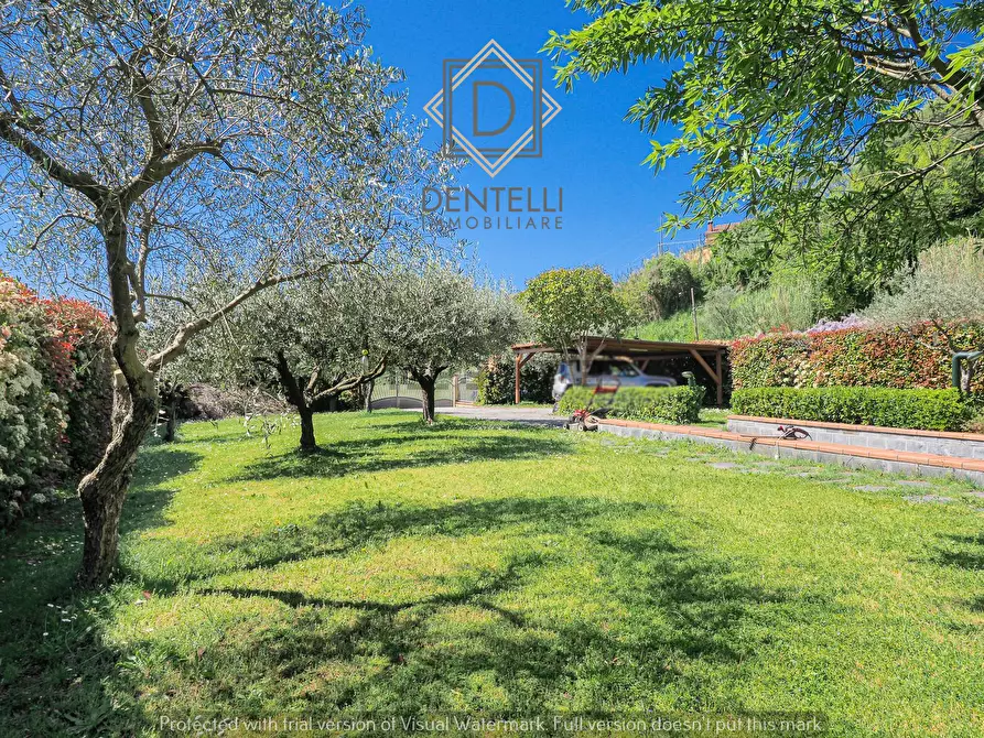 Immagine 4 di Villetta a schiera in vendita  a Sarzana