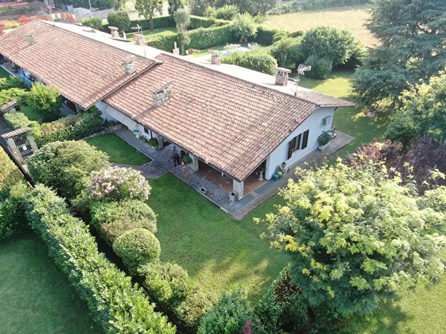 Immagine 1 di Villa in vendita  in Via Tesa 48 a Cellatica