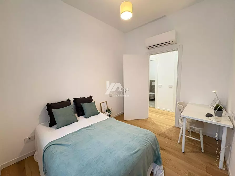 Immagine 8 di Trilocale in vendita  in Via Toscana 34 a Brescia