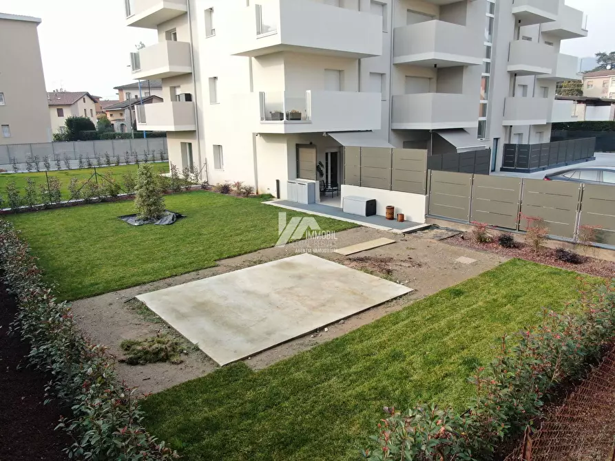 Immagine 3 di Trilocale in vendita  in Via Chiusure 102 a Brescia