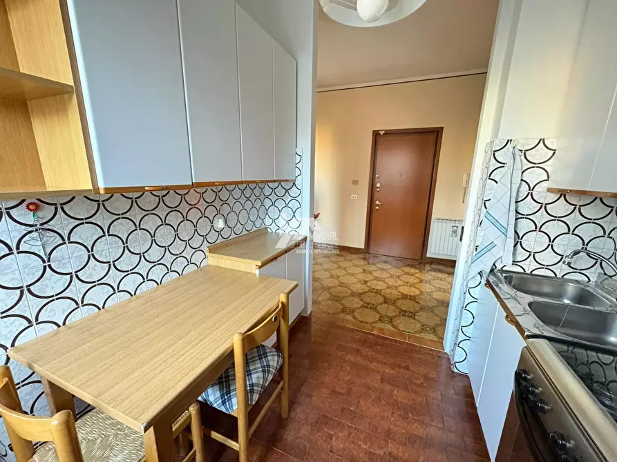 Immagine 5 di Trilocale in vendita  a Brescia