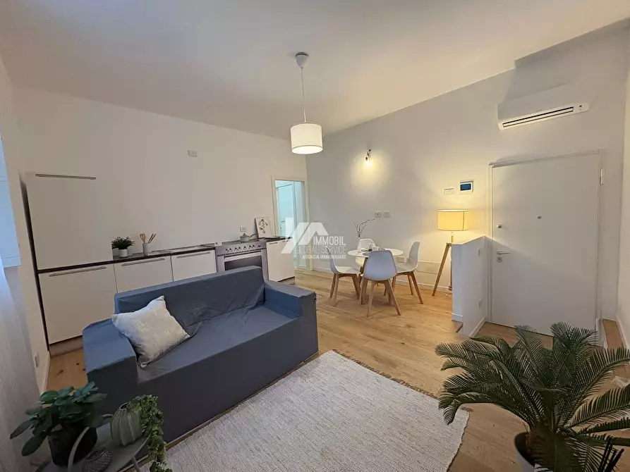 Immagine 2 di Trilocale in vendita  in Via Toscana 34 a Brescia