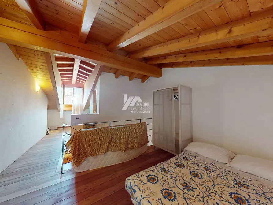 Immagine 15 di Bilocale in vendita  in Via dell'Albera a Gardone Riviera