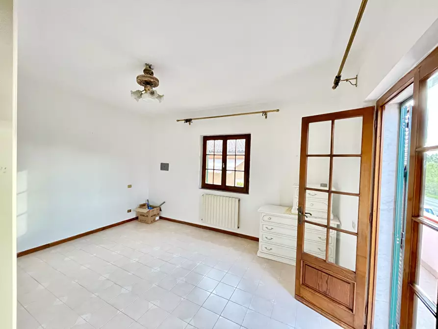 Immagine 19 di Quadrilocale in vendita  a Pietrasanta