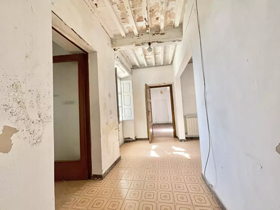 Immagine 41 di Porzione di casa in vendita  a Camaiore