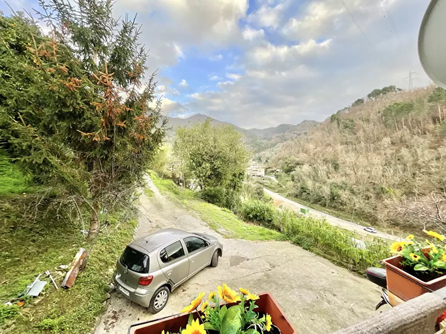 Immagine 3 di Porzione di casa in vendita  a Pietrasanta