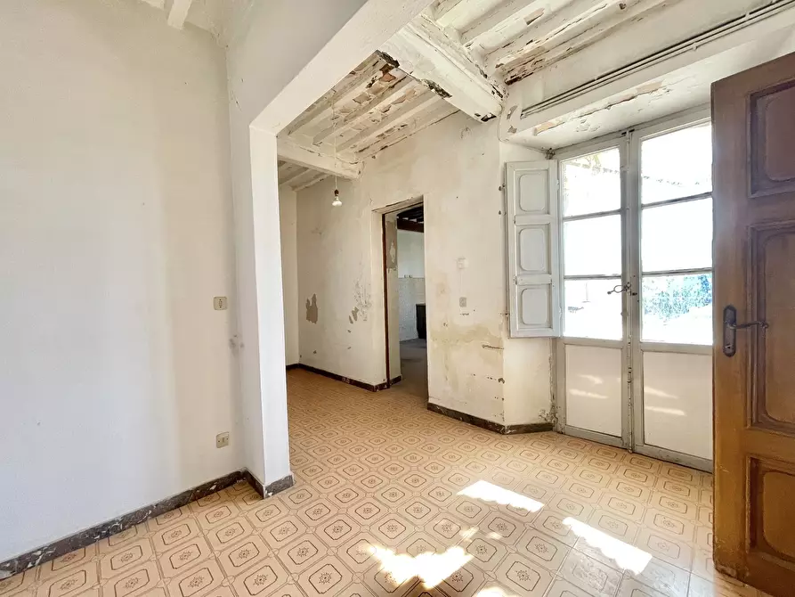 Immagine 39 di Porzione di casa in vendita  a Camaiore