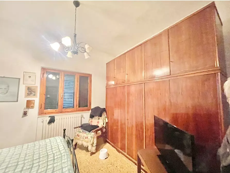 Immagine 10 di Quadrilocale in vendita  a Pietrasanta