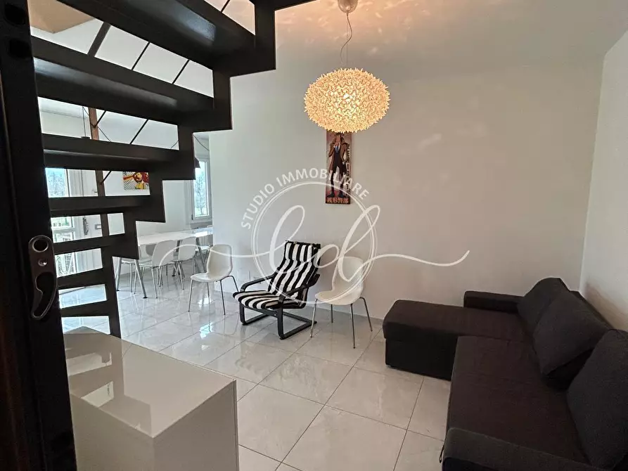 Immagine 3 di Quadrilocale in vendita  a Massa