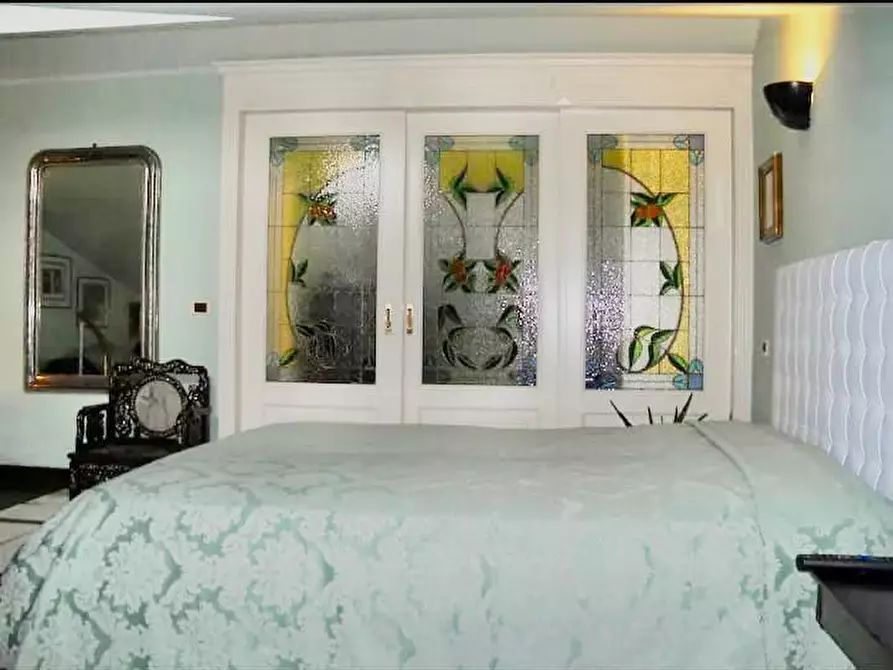 Immagine 9 di Appartamento in vendita  a Pietrasanta