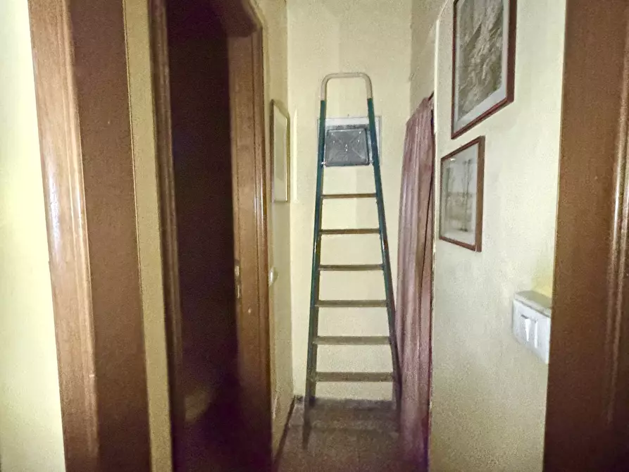 Immagine 32 di Appartamento in vendita  a Pietrasanta