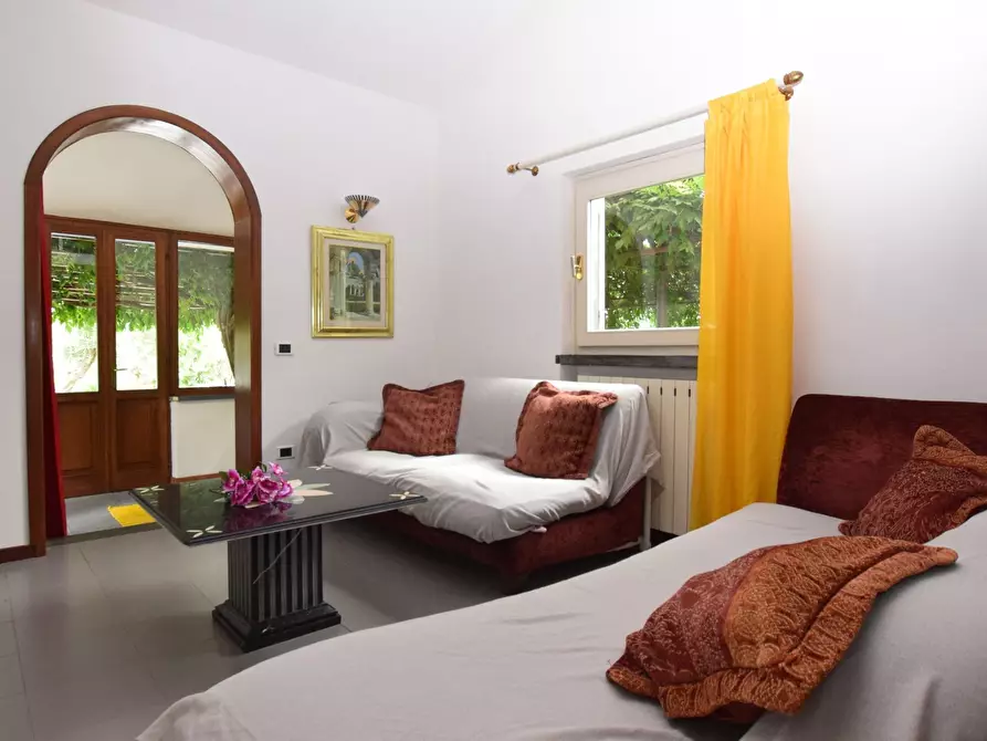 Immagine 50 di Casa indipendente in vendita  a Camaiore