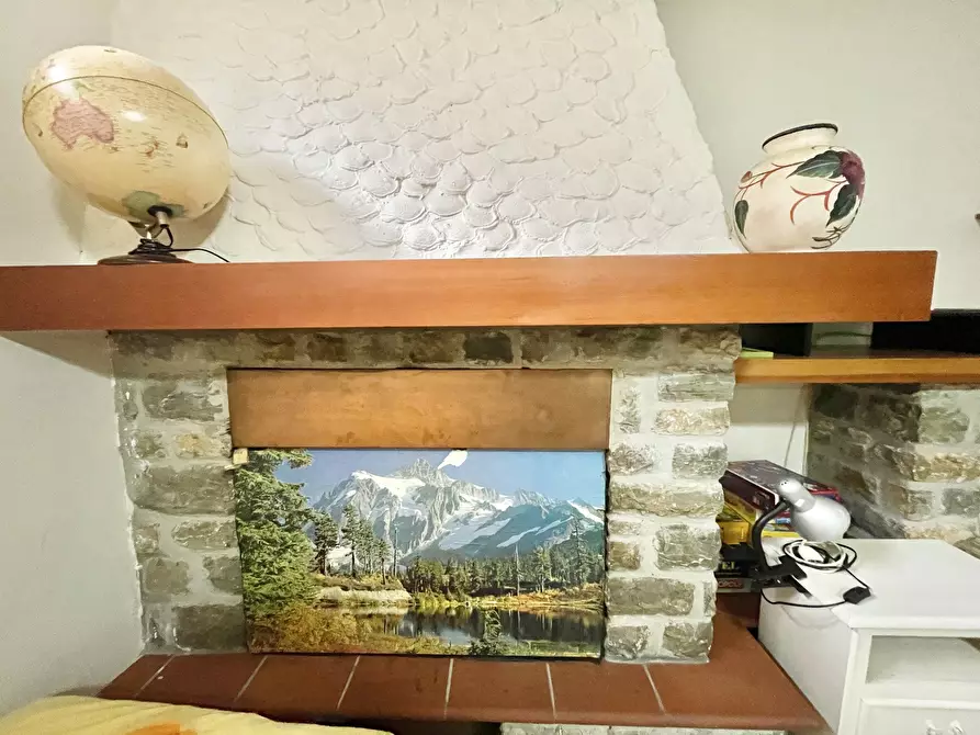 Immagine 39 di Villetta a schiera in vendita  a Camaiore