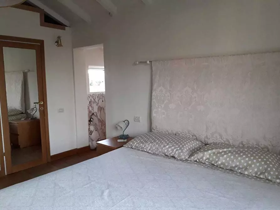 Immagine 29 di Villa in affitto  a Pietrasanta