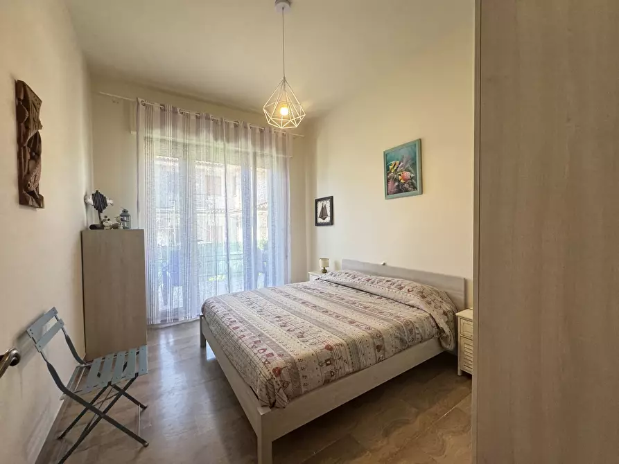 Immagine 53 di Quadrilocale in affitto  a Pietrasanta