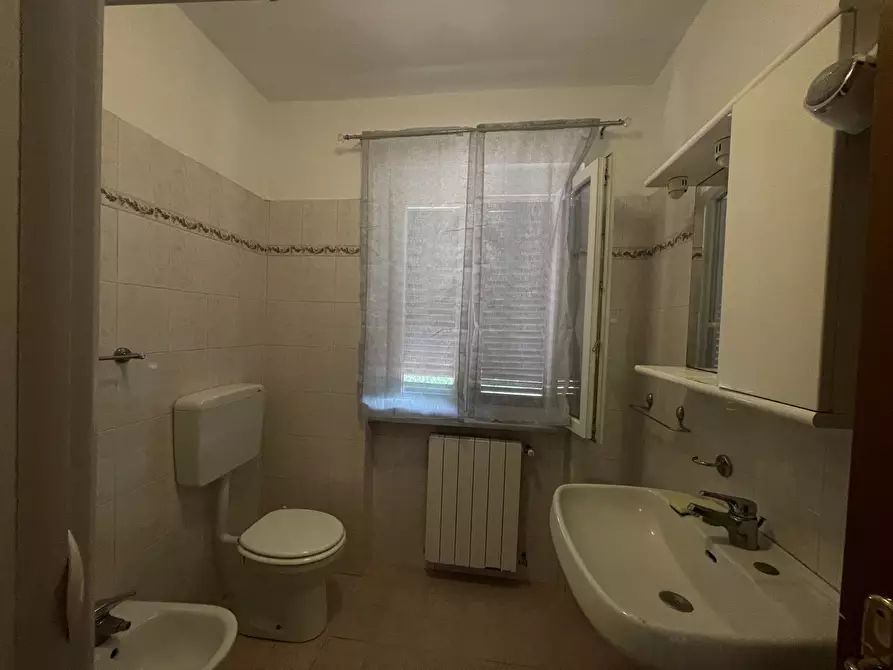 Immagine 9 di Porzione di casa in vendita  a Pietrasanta