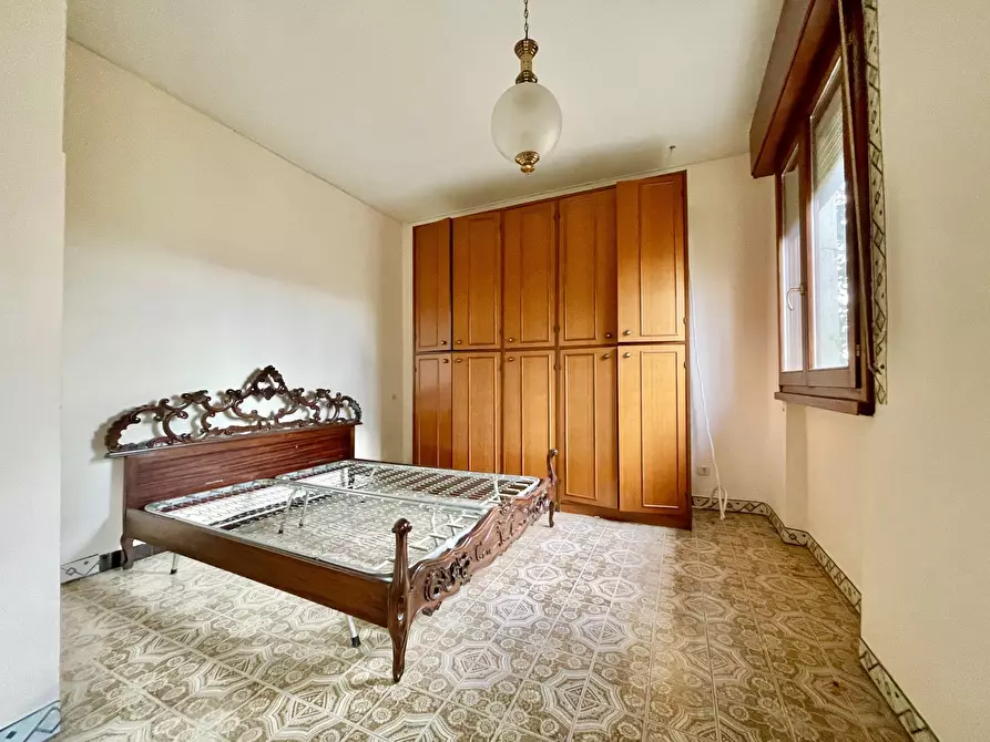 Immagine 21 di Quadrilocale in vendita  a Pietrasanta