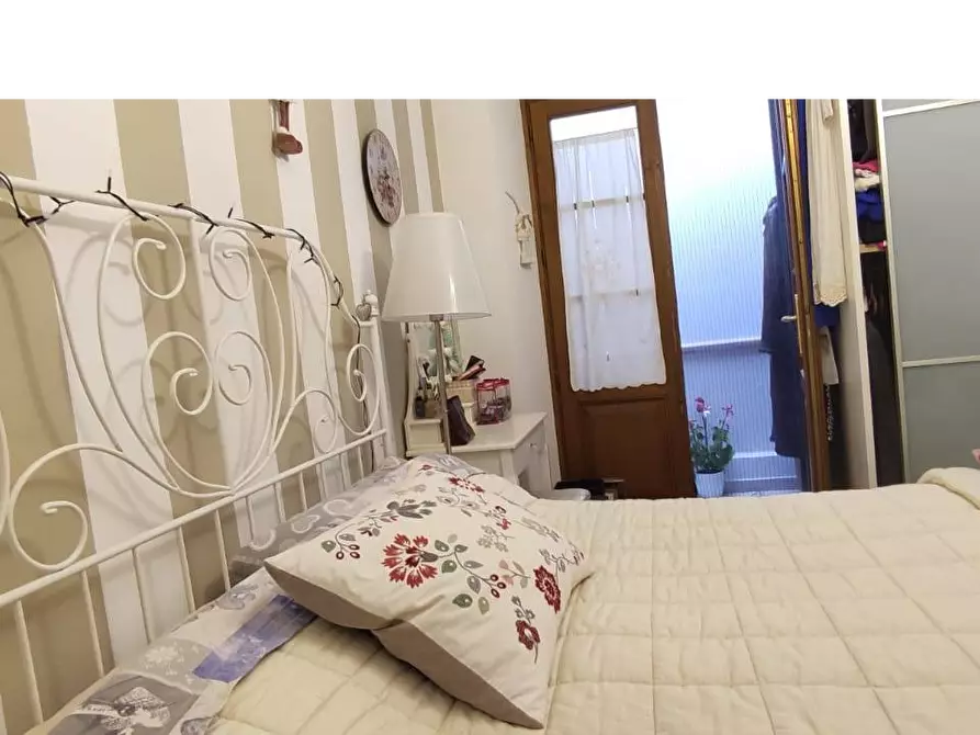 Immagine 18 di Villetta a schiera in vendita  a Seravezza