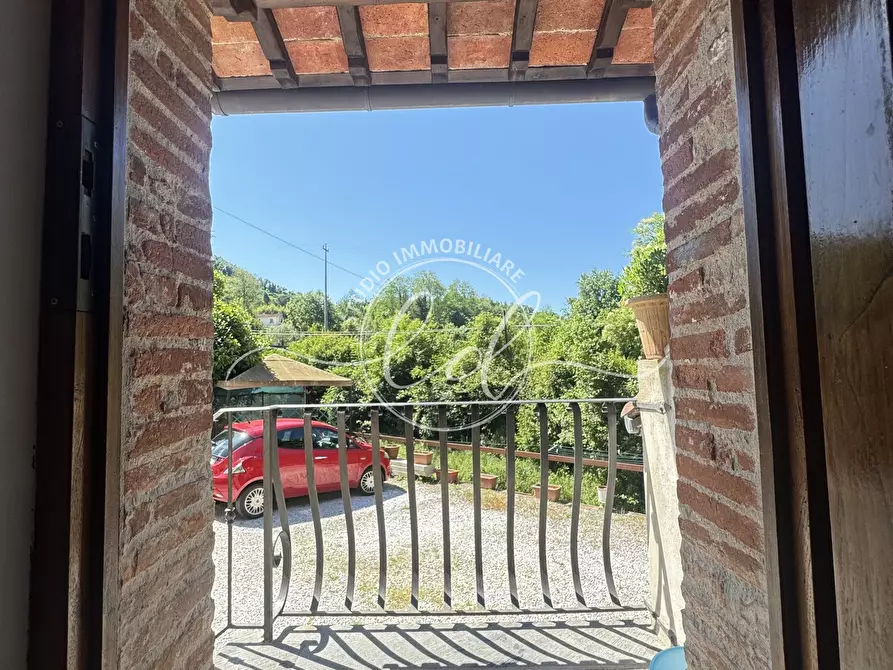 Immagine 11 di Rustico / casale in vendita  a Camaiore