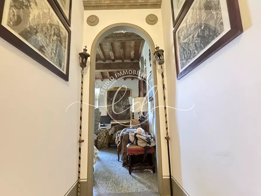 Immagine 11 di Trilocale in affitto  a Pietrasanta