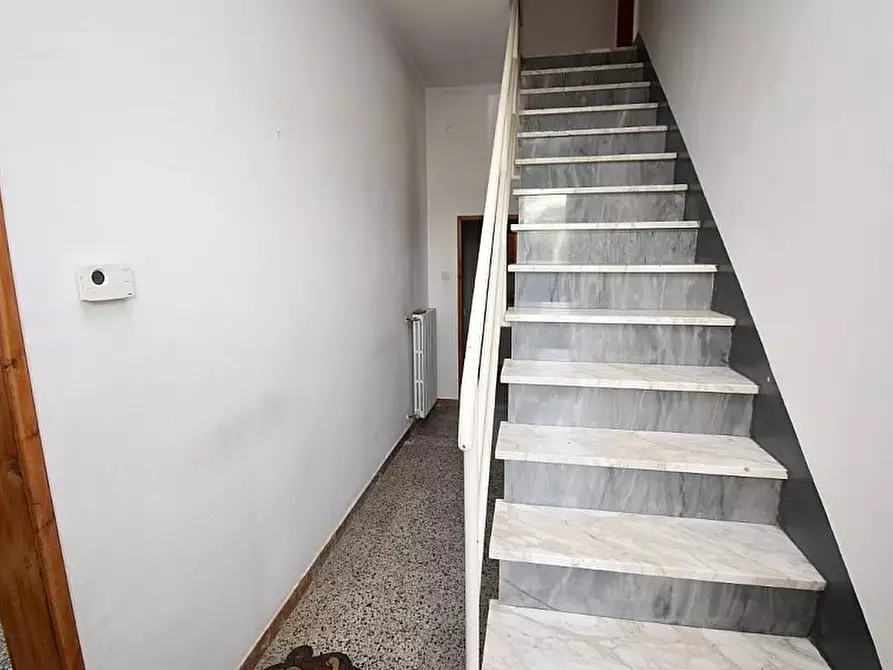 Immagine 5 di Porzione di casa in vendita  a Seravezza