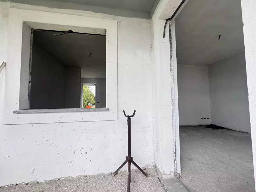 Immagine 17 di Porzione di casa in vendita  a Camaiore