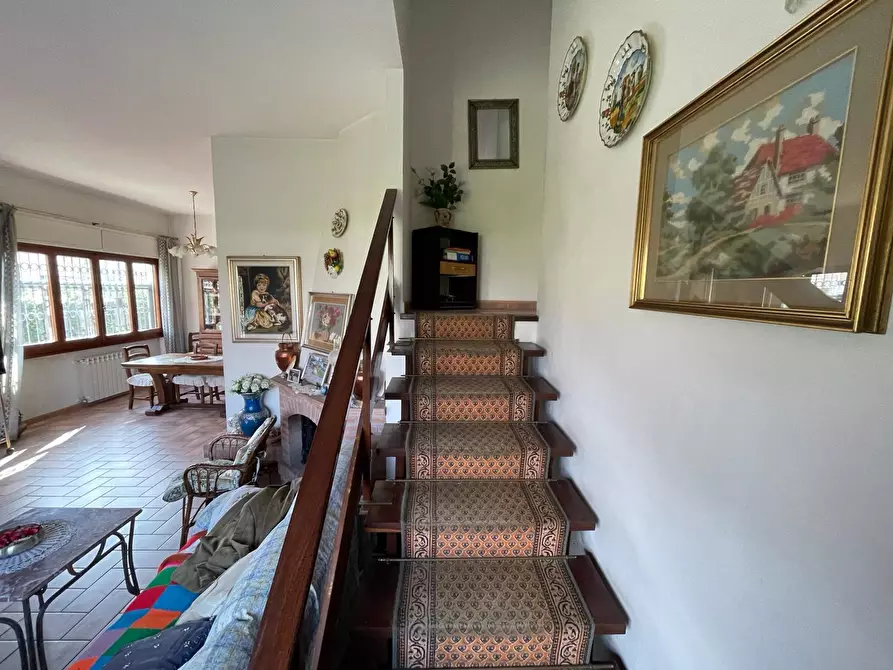 Immagine 36 di Casa indipendente in vendita  a Pietrasanta