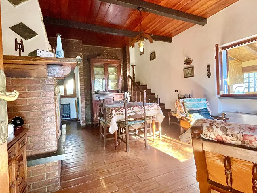 Immagine 10 di Casa bifamiliare in vendita  a Stazzema