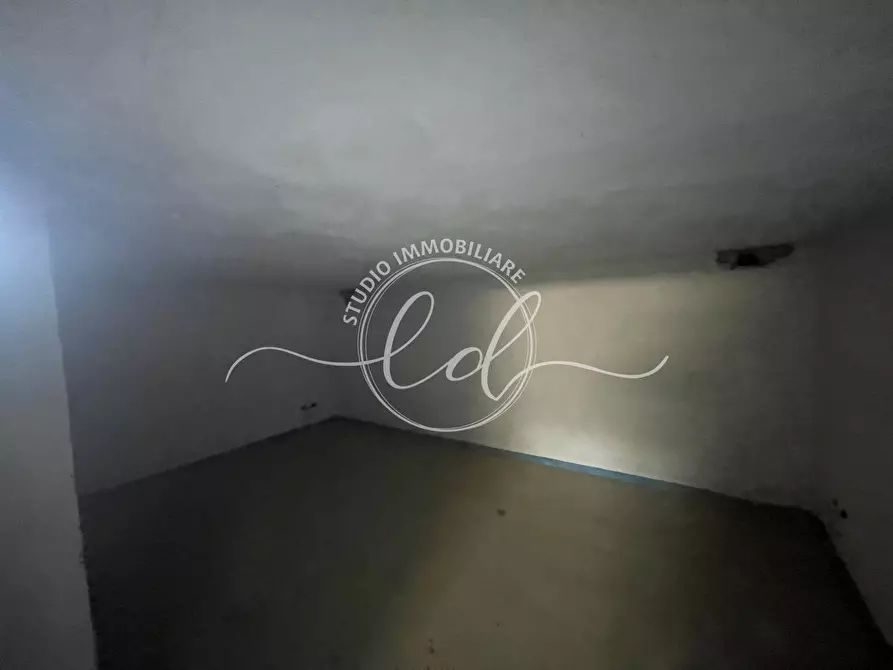 Immagine 29 di Porzione di casa in vendita  a Camaiore