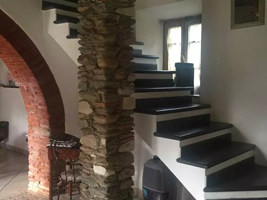 Immagine 20 di Villa in vendita  a Seravezza