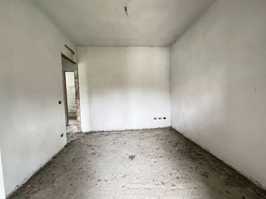 Immagine 24 di Porzione di casa in vendita  a Camaiore