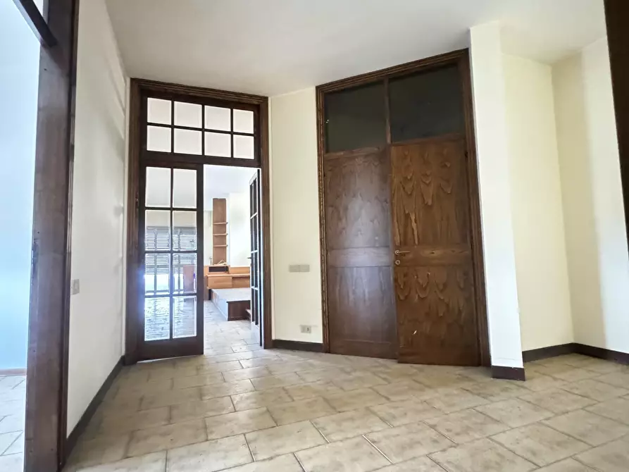 Immagine 48 di Porzione di casa in vendita  a Pietrasanta