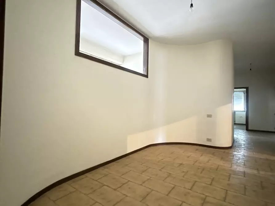 Immagine 49 di Porzione di casa in vendita  a Pietrasanta