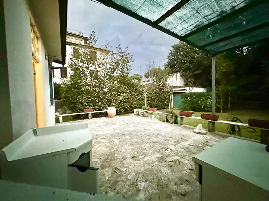 Immagine 64 di Casa indipendente in affitto  a Pietrasanta