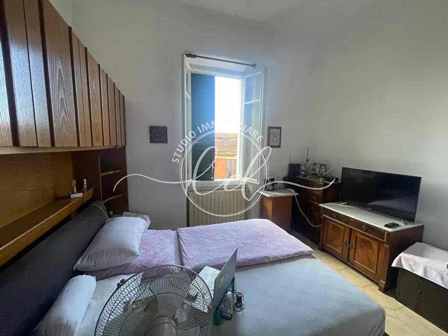 Immagine 36 di Porzione di casa in vendita  a Carrara