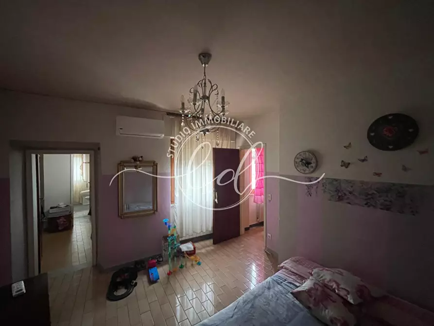 Immagine 37 di Terratetto in vendita  a Camaiore