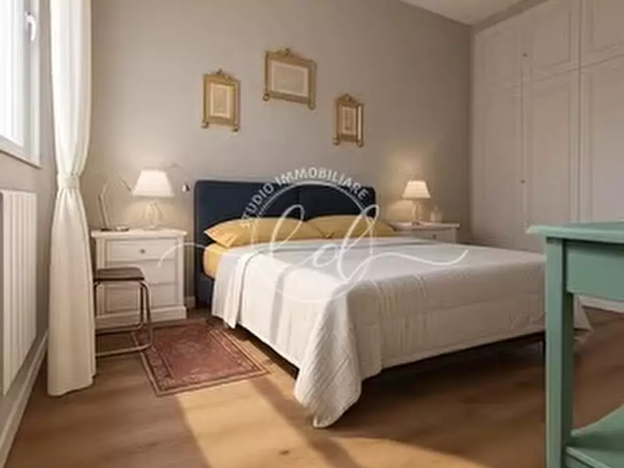 Immagine 5 di Casa indipendente in vendita  a Camaiore