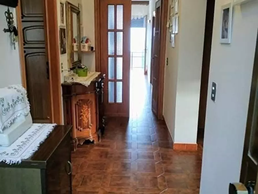 Immagine 17 di Casa indipendente in vendita  a Montignoso