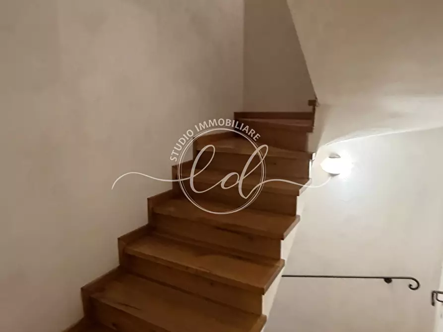 Immagine 34 di Porzione di casa in affitto  a Seravezza