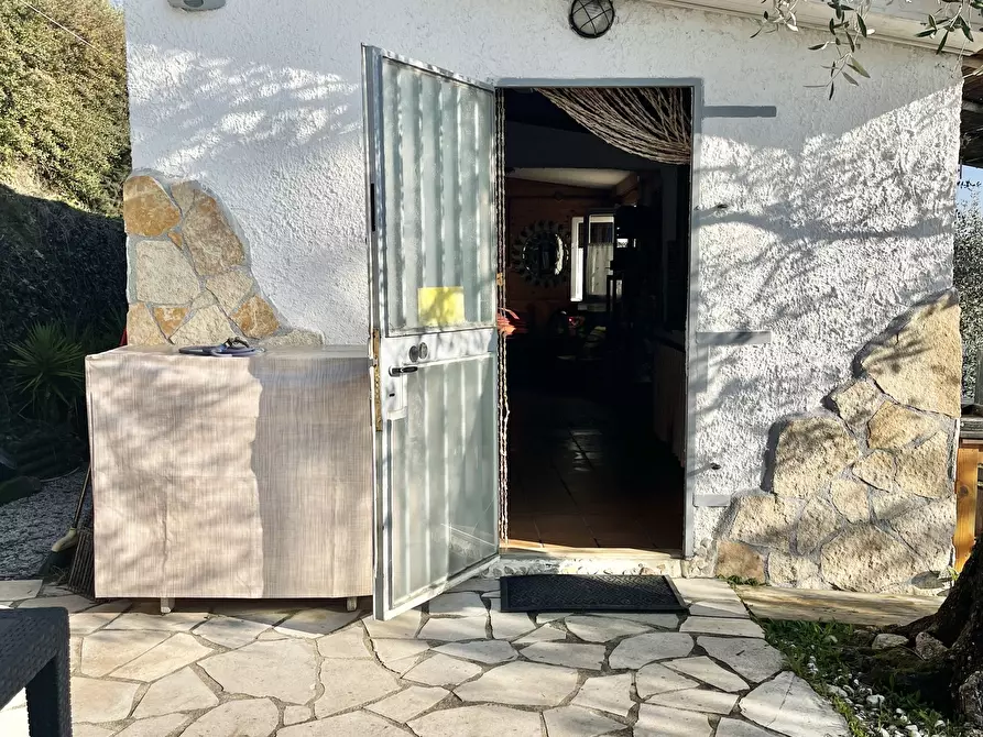 Immagine 16 di Baita in vendita  a Pietrasanta