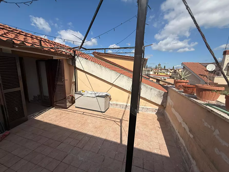 Immagine 7 di Trilocale in vendita  in via maremmana inferiore 110 a Guidonia Montecelio