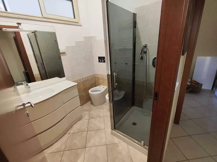 Immagine 20 di Casa indipendente in vendita  in via fratelli bandiera 26 a Guidonia Montecelio