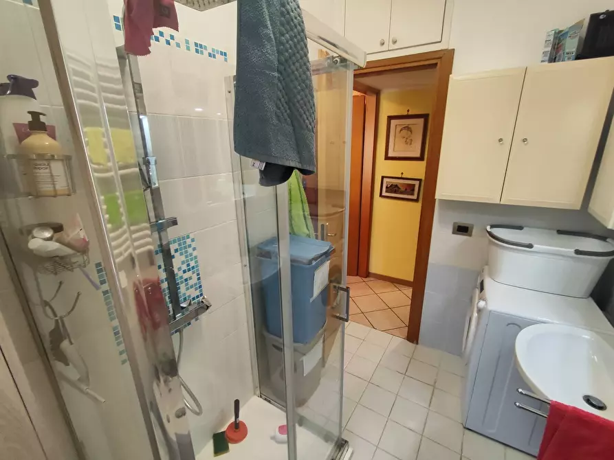 Immagine 23 di Trilocale in vendita  in Via Gaetano Donizetti 50 a Guidonia Montecelio