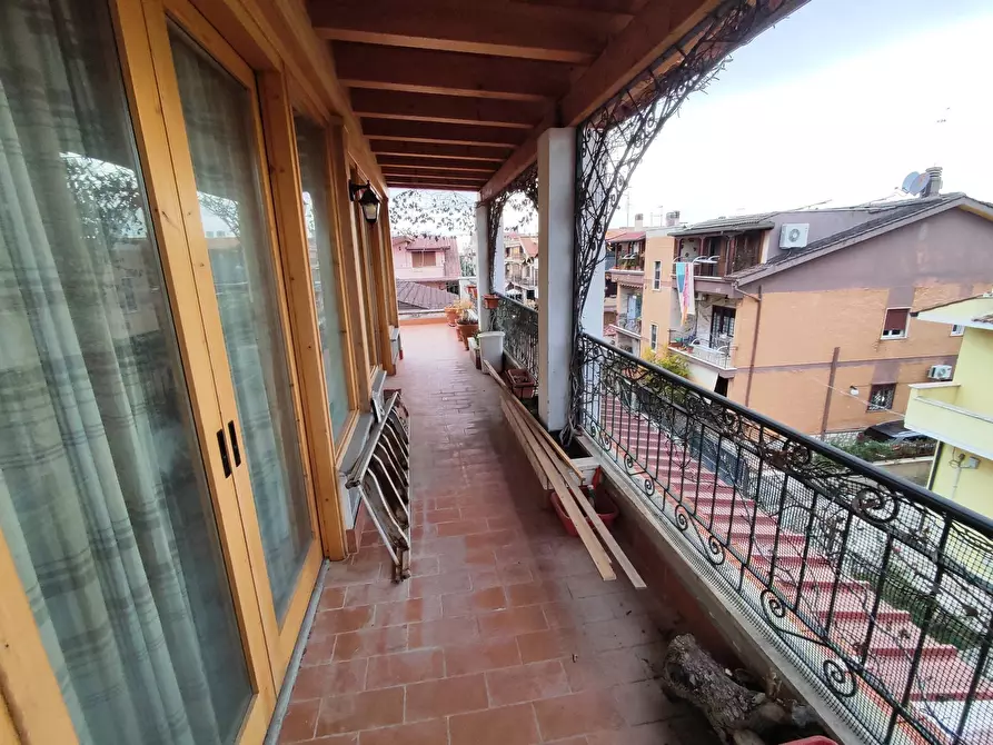 Immagine 9 di Trilocale in vendita  in Via Nicola Ricciotti 50 a Guidonia Montecelio