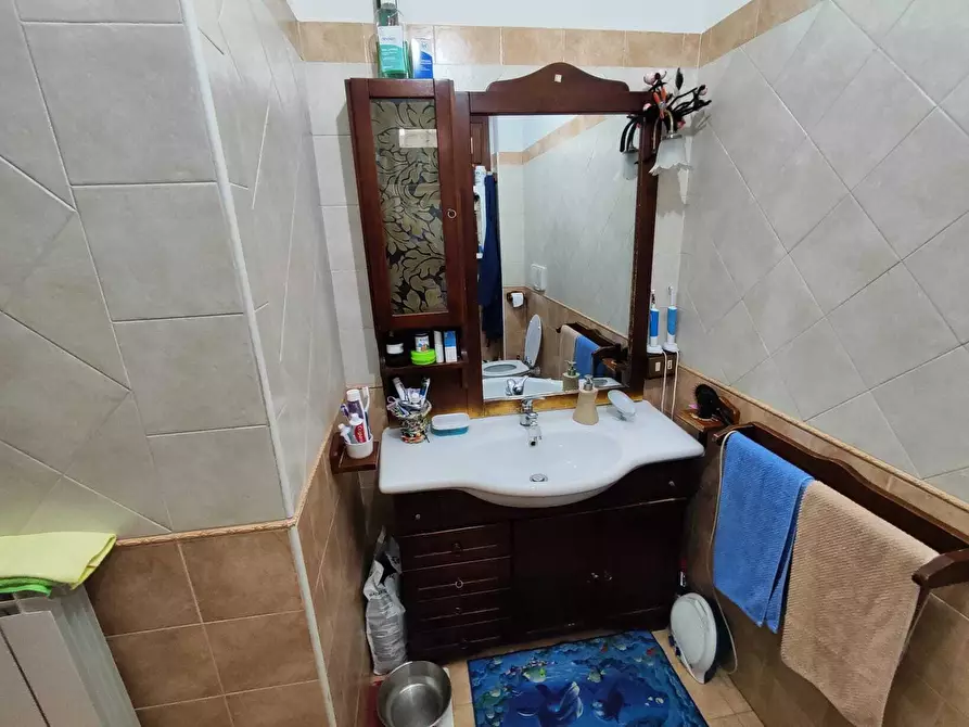 Immagine 19 di Trilocale in vendita  in Via Daniele Manin 3 a Guidonia Montecelio